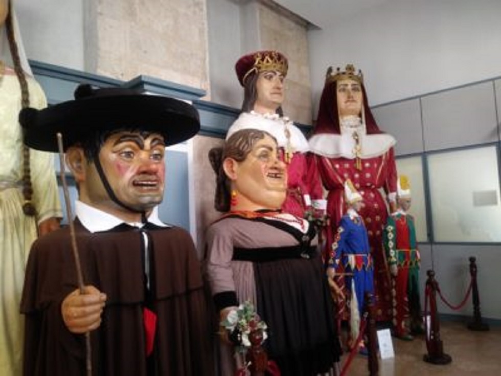 El PSOE pide un proyecto museográfico para los Gigantillos y critica su traslado a la Escuela de Música