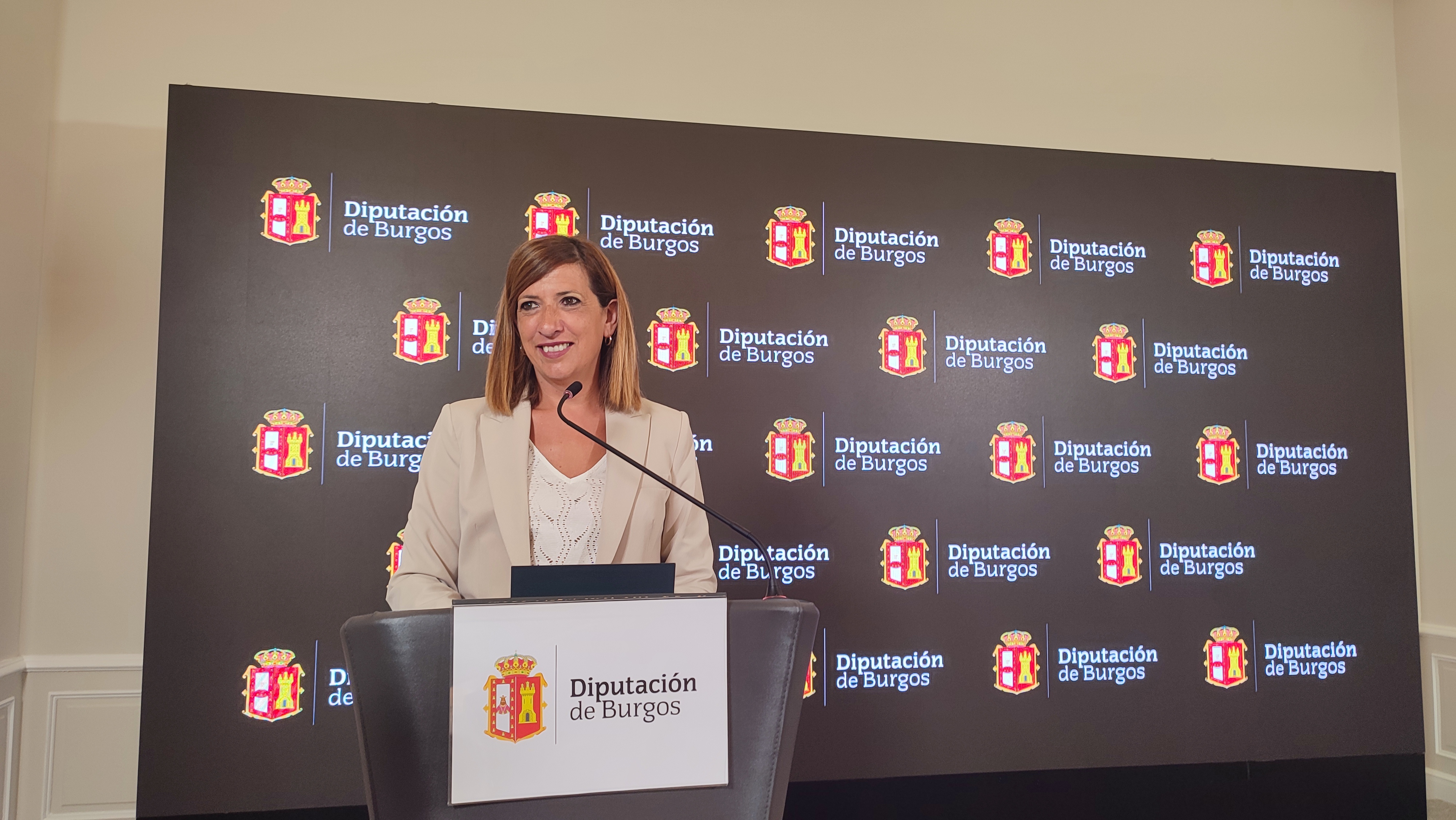 El PSOE cuestiona unas ayudas a alcaldes que considera "perversas" y alejadas del compromiso de la Diputación
