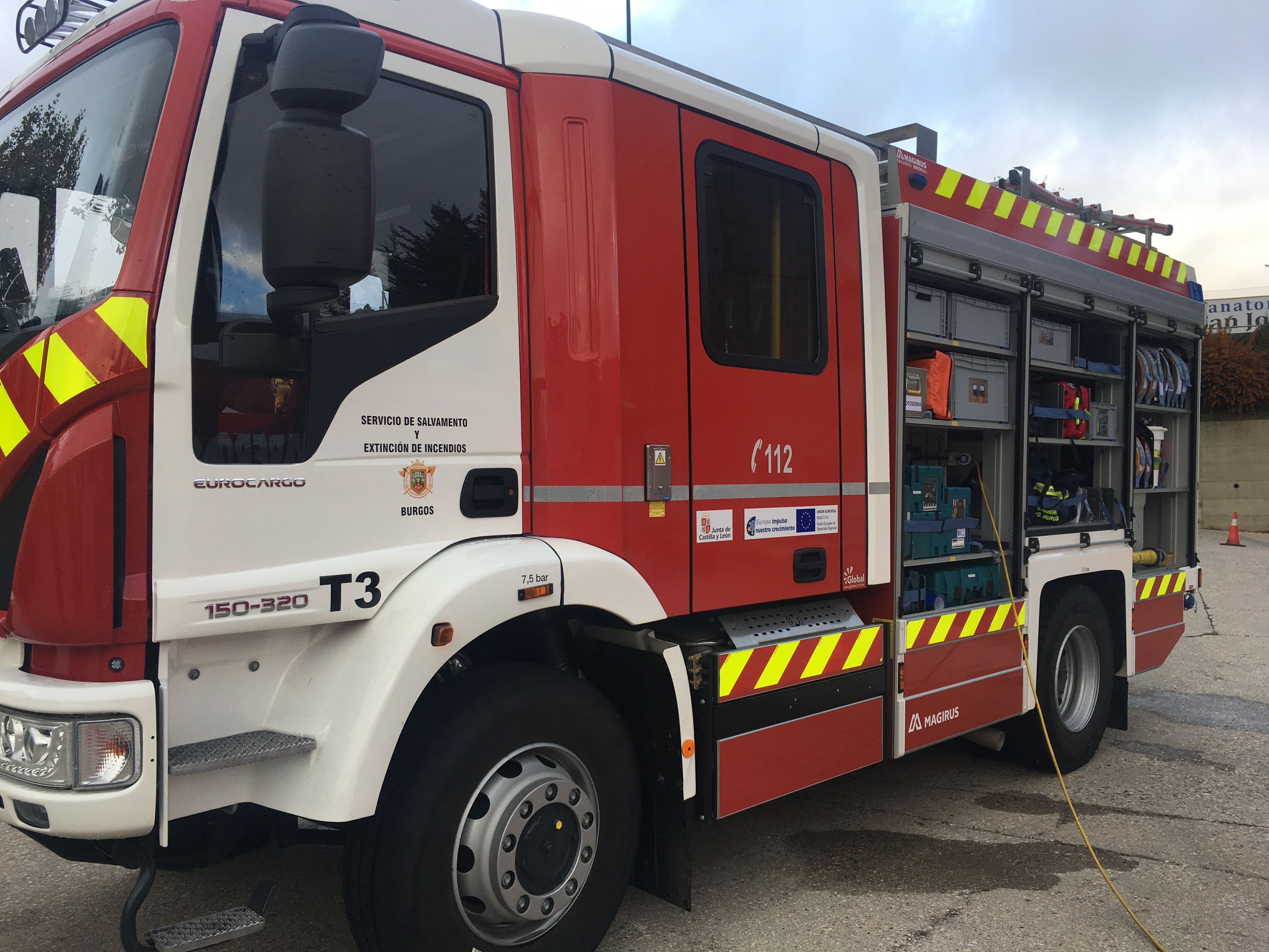 Intoxicadas cuatro personas en dos incendios esta madrugada en Burgos