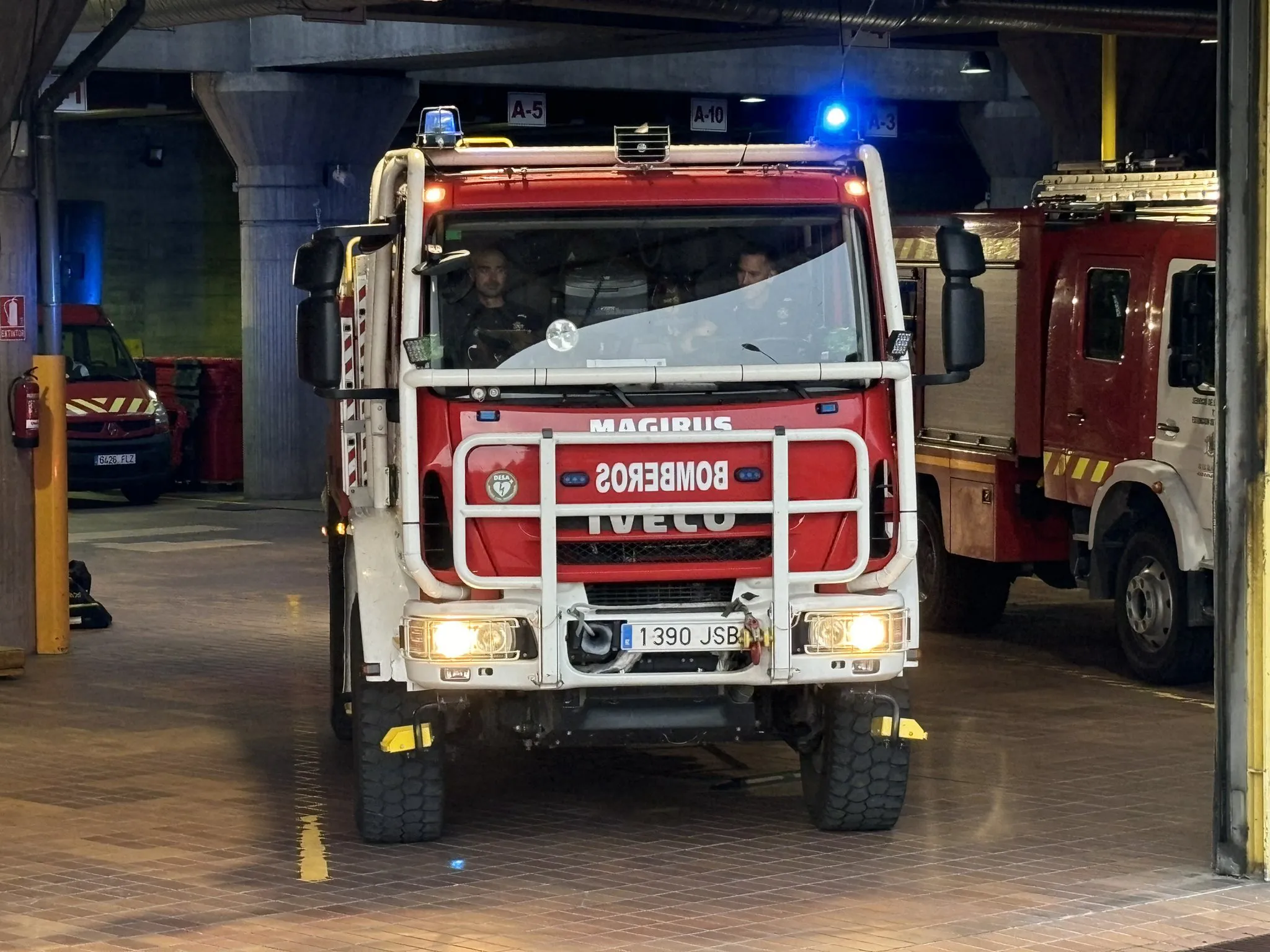 Arden varios contenedores de basura durante la madrugada en Burgos, sin dejar heridos 
