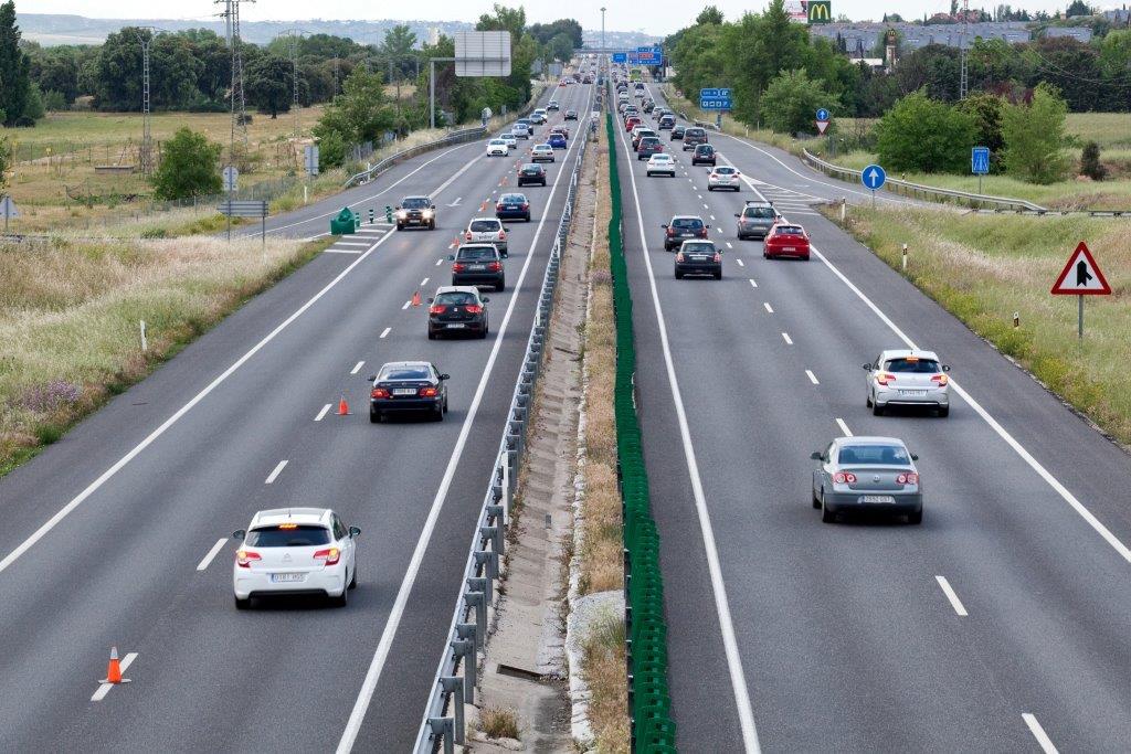 Hasta 3.100 vehículos por hora en las principales vías de Burgos durante el puente