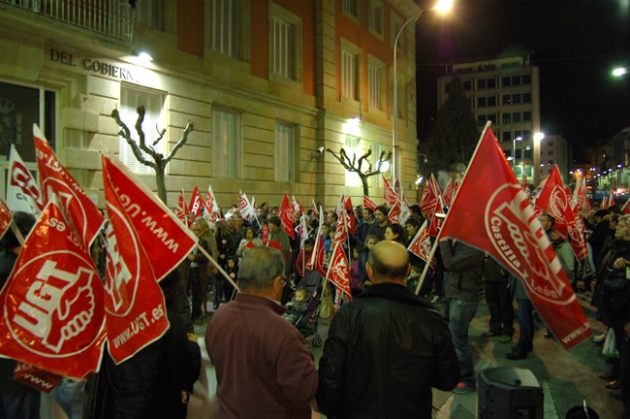 Concentración ante la Subdelegación