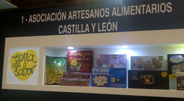 Estand de la asociación de artesanos