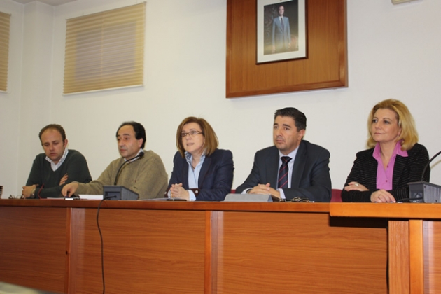 Mesa del PP en Arcos