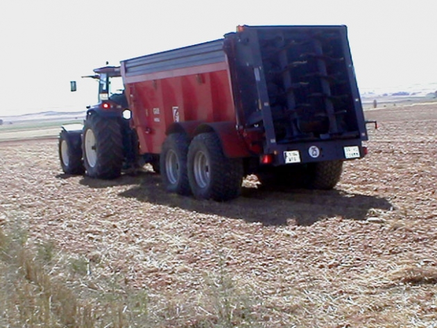 Los lodos se usan de fertilizante