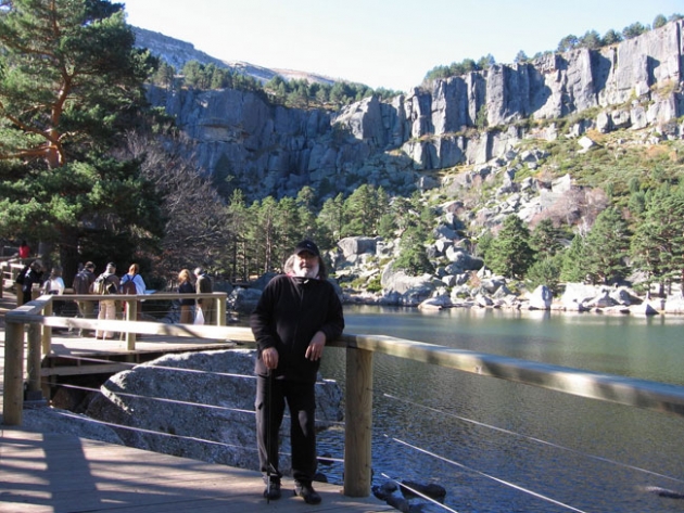 Pasarela en la Laguna Negra