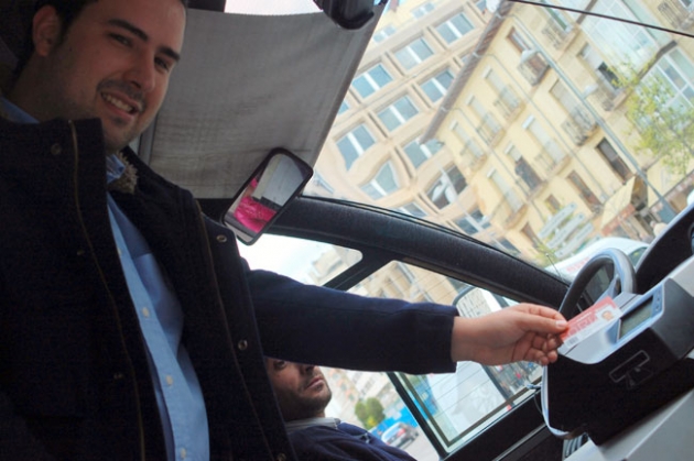 Tarjeta en el autobus