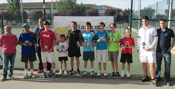 Foto familia de los ganadores