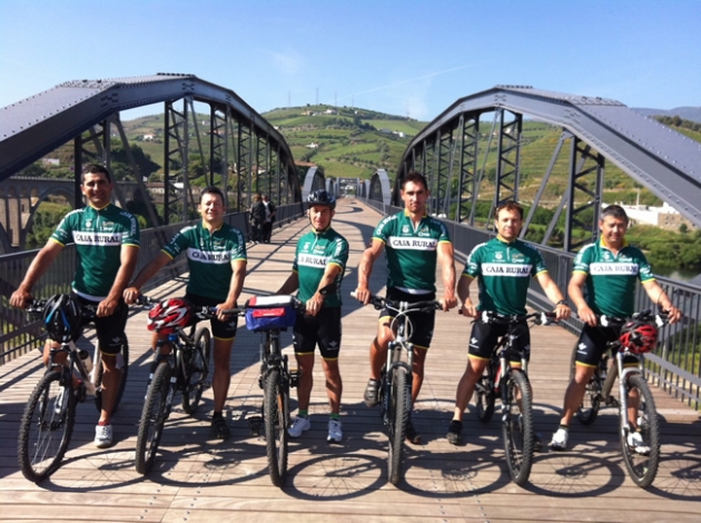 Los seis miembros de ASOPOL