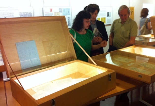 Bárez en la muestra sobre el exilio