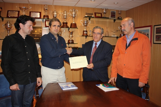 Entrega del cheque