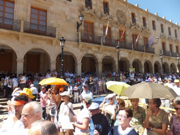 Público asistente Pza Mayor