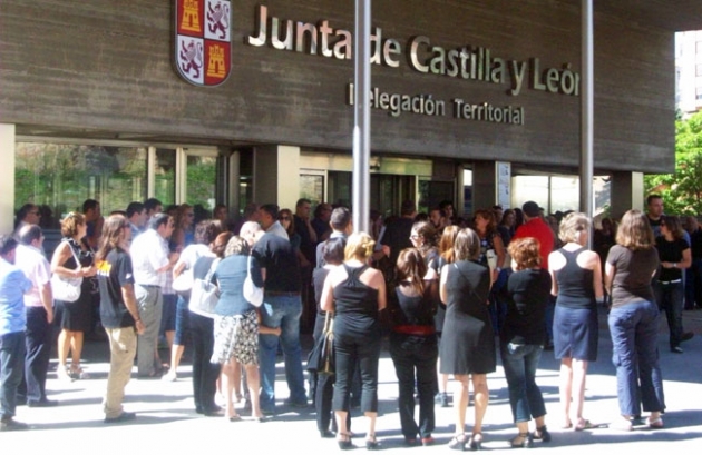 Concentración en la Delegación de la Junta