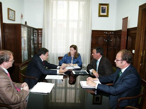 Reunión en la Subdelegación