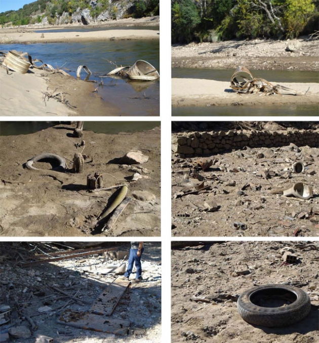 Basura que puede verse en el cauce del Duero estos días