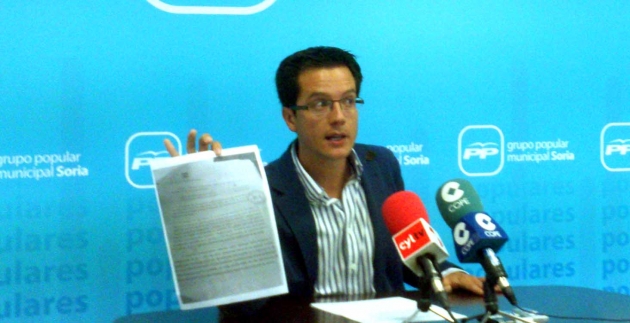 Cabezón en rueda de prensa