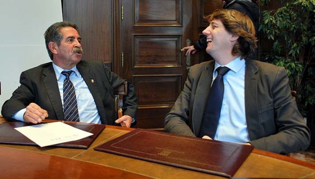 Revilla y Mínguez en el ayuntamiento