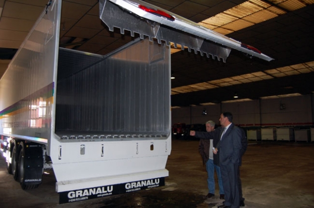 Nuevo camión-plataforma para basuras