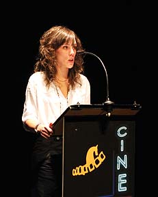 La concejal Inés Andrés en la presentación del certamen