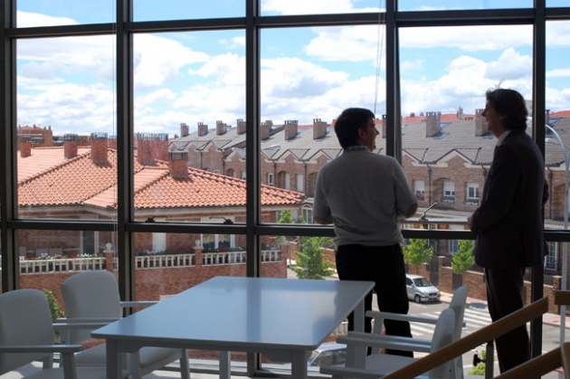 Mínguez y Antón en el centro de día de Santa Bárbara