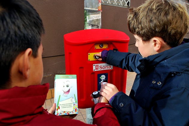 Se han instalado veinte contenedores nuevos