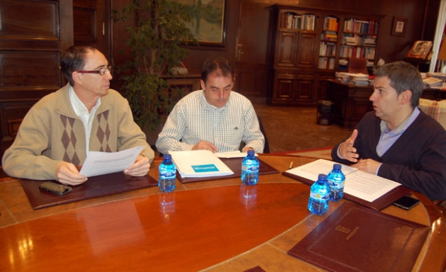 Reunión de los tres ayuntamientos