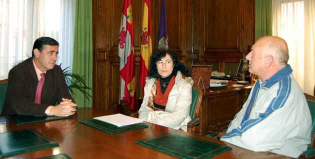 Pardo e Isla (ctro.) en la Diputación 