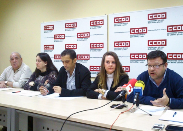 Paco León, Ana Romero, Vicente Andrés, Angélica Salmón y José A. Bartolomé