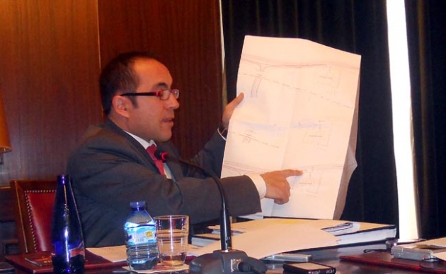 Luis Rey en rueda de prensa