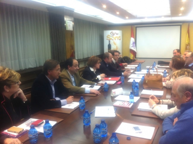 Encuentro entre PP y Cámara