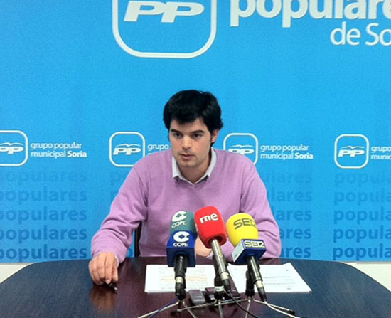 Javier San en la rueda de prensa