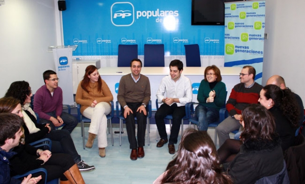 Reunión de NNGG de Soria