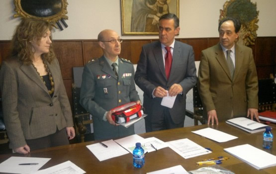 Entrega del desfibrilador