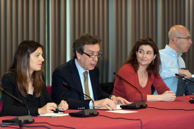 Primer foro de servicios públicos