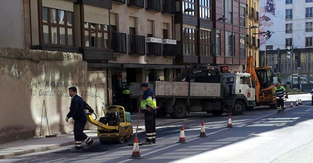 Labores de reparación en la calle
