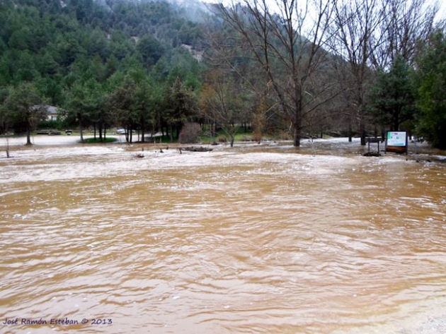 Aspecto del río Lobos  en la entrada del Cañón por Ucero