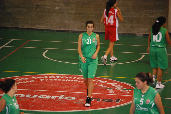 Jugadora del FDR Jenny Verde