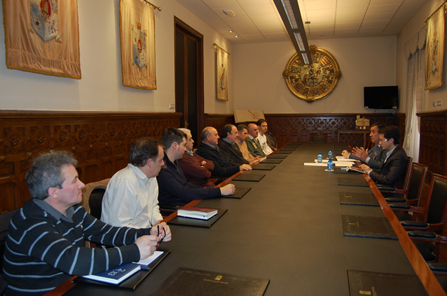 Imagen de la reunión informativa