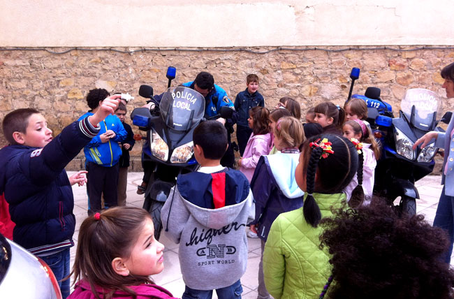 Los escolares en el cuartel