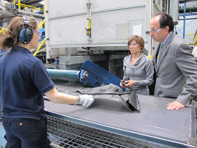 López por el trabajo en la planta