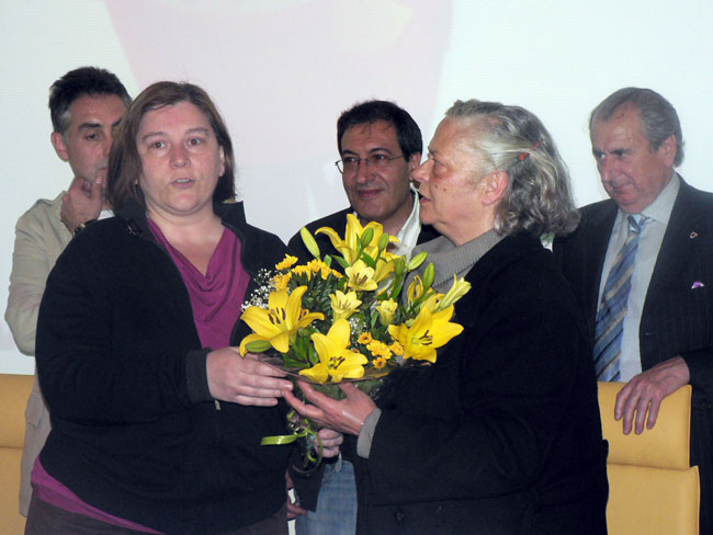 Reconocimiento a Isabel Goig  (derecha)