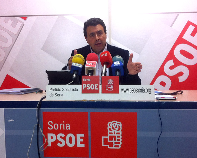 Lavilla en rueda de prensa este lunes