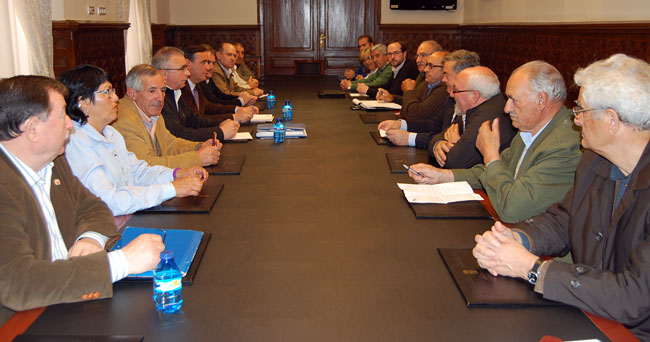 Alcaldes asistentes al encuentro