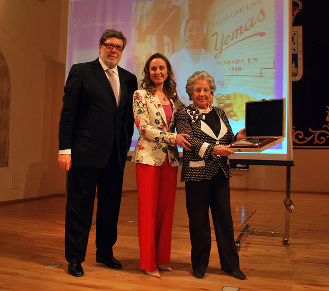 Entrega de la Mención Especial