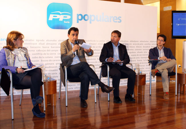 Mar Fernández, Fernando Martínez, Gerardo Martínez y Tomás Cabezón