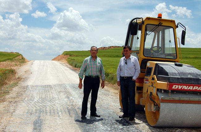 Mejoras en la carretera de Navapalos a Fresno