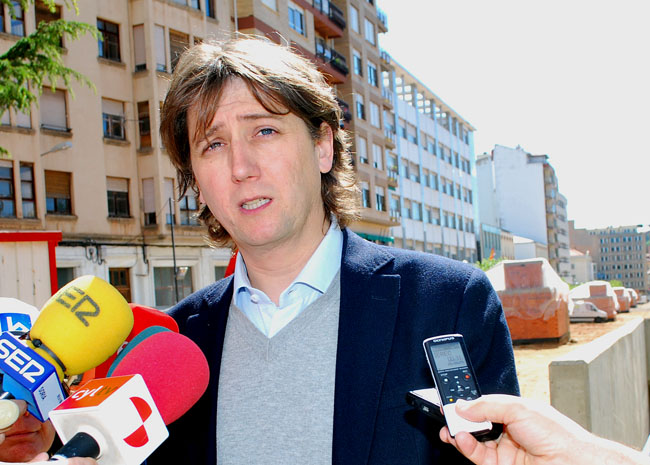 El alcalde, en las obras del Espolón.