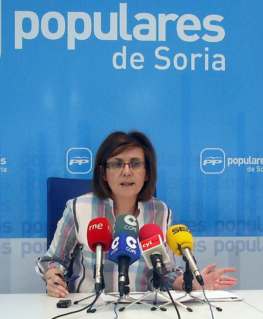 Angulo en rueda de prensa.