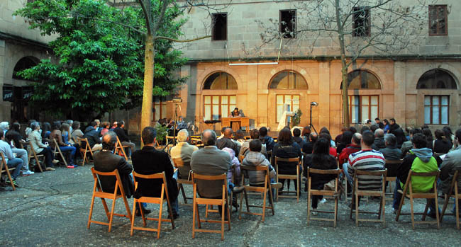Asistentes a la presentación