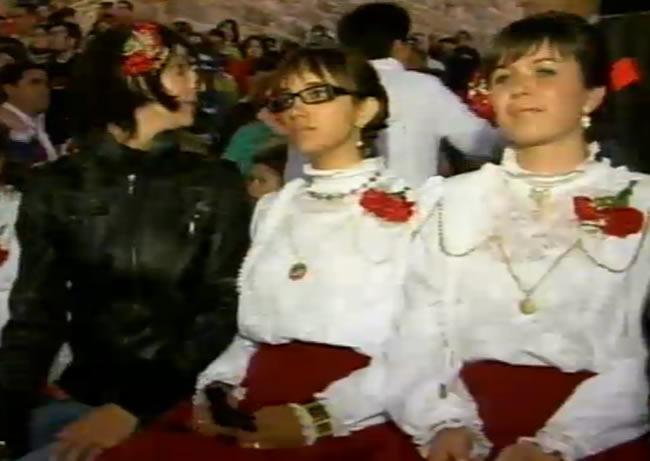 Dos de las tres Móndidas